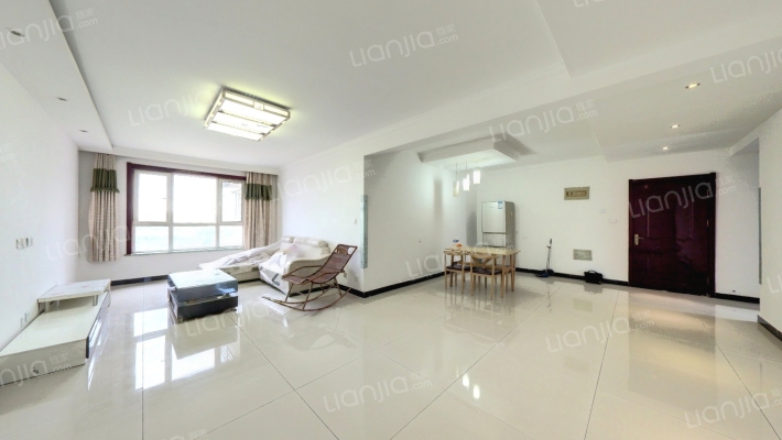 鸿润苑二手房实景图