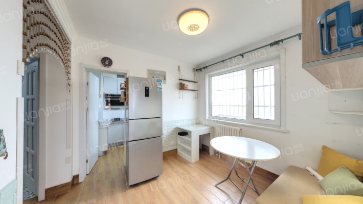 华远铭悦雅园二手房实景图