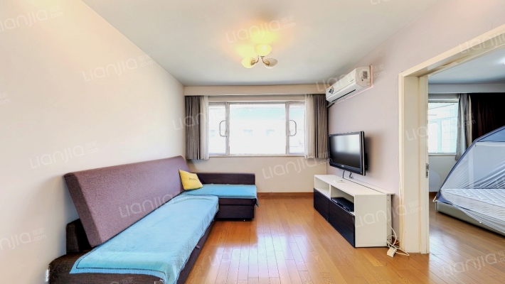 金龙公寓(长宁)二手房实景图