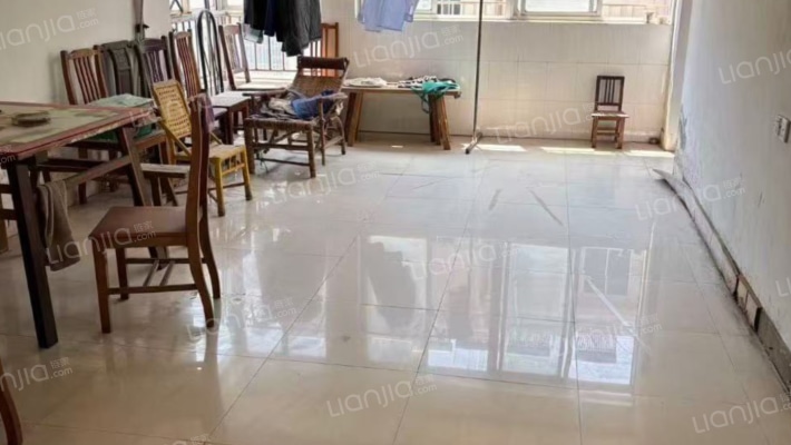 快乐新村二手房实景图