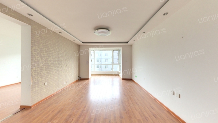 依云北郡C区二手房实景图