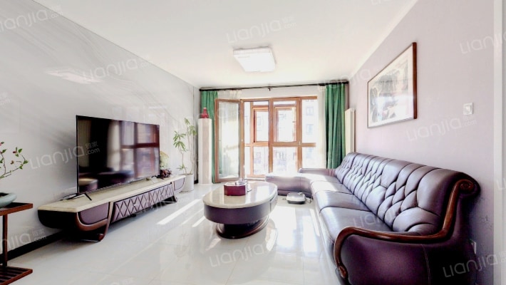 金隅翡丽铂爵郡二手房实景图