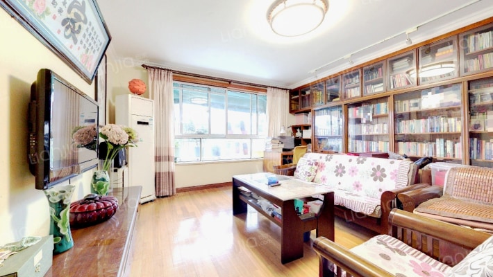 政通新苑二手房实景图