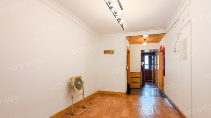 云莲苑二手房实景图