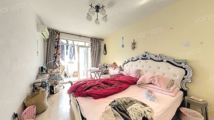 佳宝新村二手房实景图