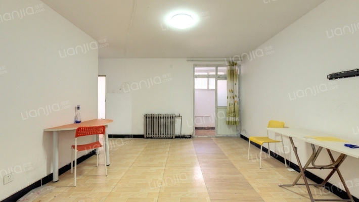 金鱼池东区二手房实景图