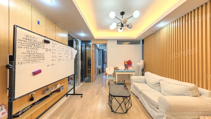 爱居二手房实景图