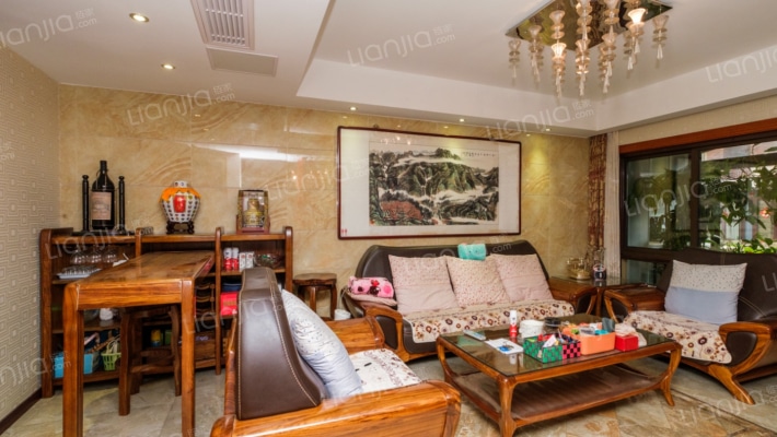 万科红郡东岸二手房实景图