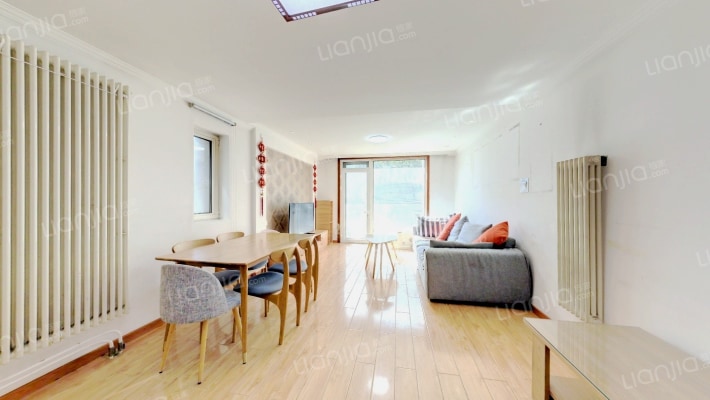 M5朗峰二手房实景图