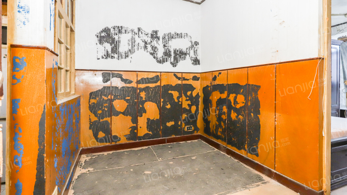 岭南路700弄二手房实景图