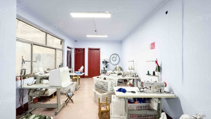 老党校宿舍二手房实景图