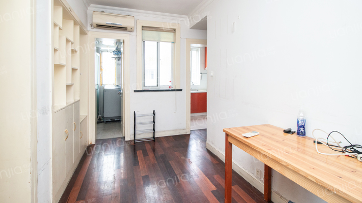 居家桥路520弄二手房实景图