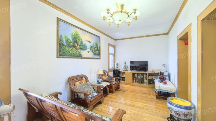 南昌工具厂宿舍二手房实景图