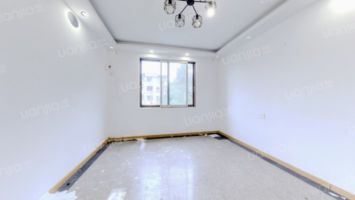 新成三坊四坊二手房实景图