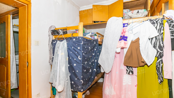 求精大厦二手房实景图