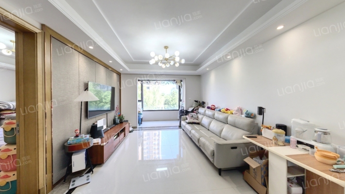 富力十号B区二手房实景图