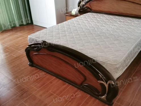 合租·金成三村 1居室 南卧