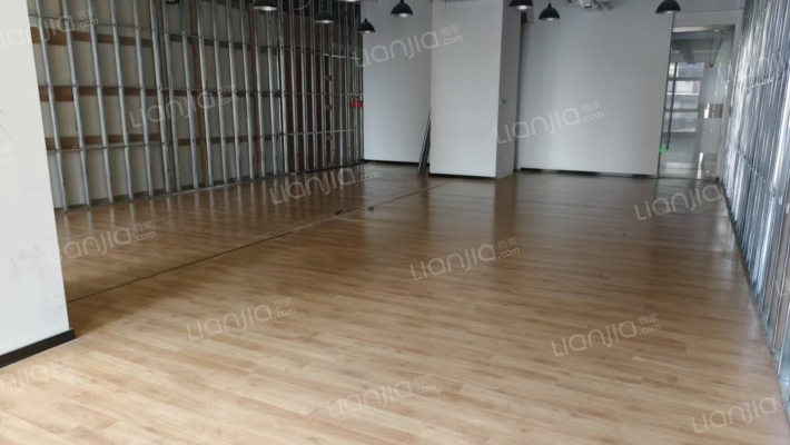 SFC协信中心二手房实景图