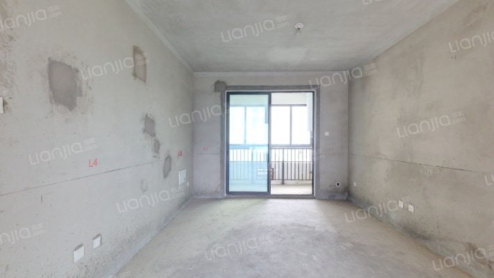 宝能城三期二手房实景图