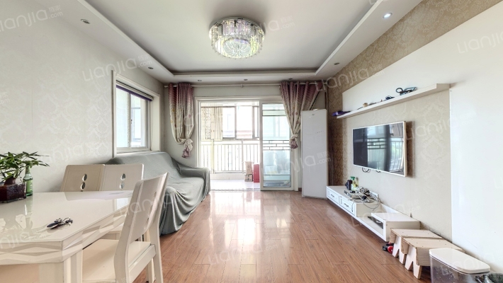 旭日学府二手房实景图