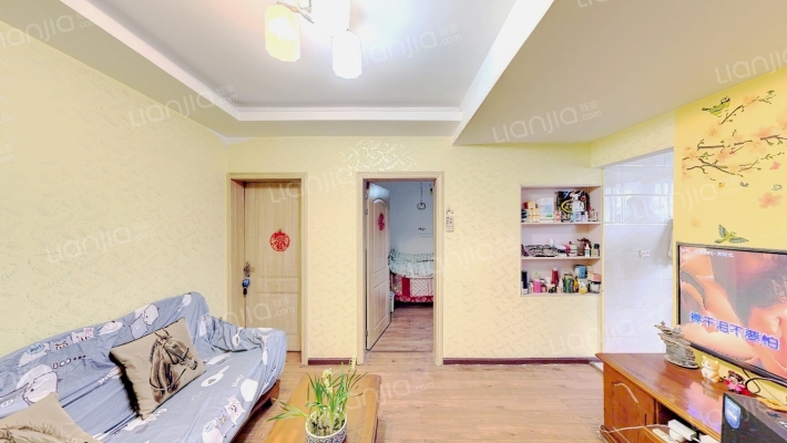 怡福路104号院二手房实景图