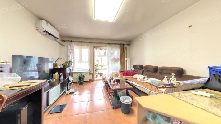 怡美家园二手房实景图