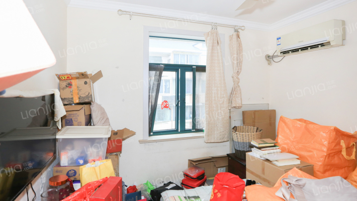 松花江路2603弄二手房实景图