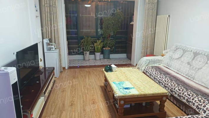 龙井花园二手房实景图