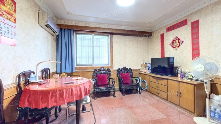 金信公寓二手房实景图