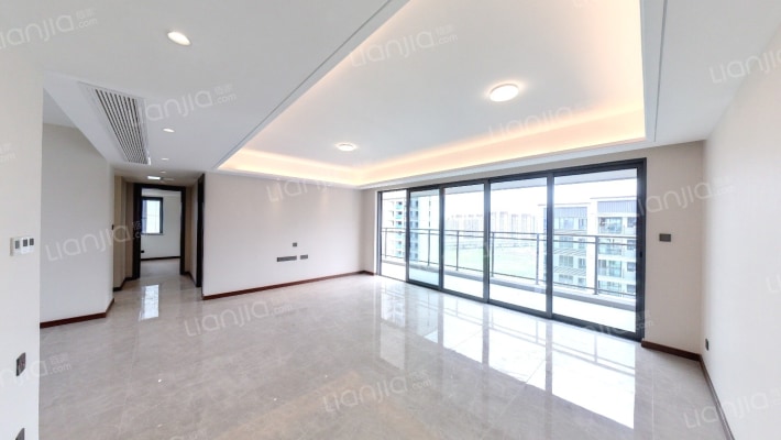 卓越洋湖晴翠二手房实景图