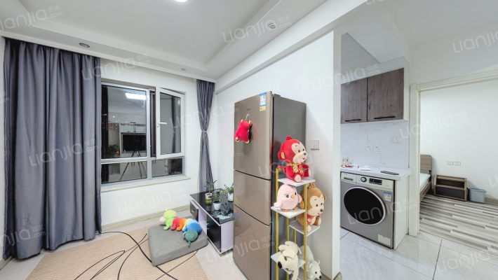 世代公园里二手房实景图