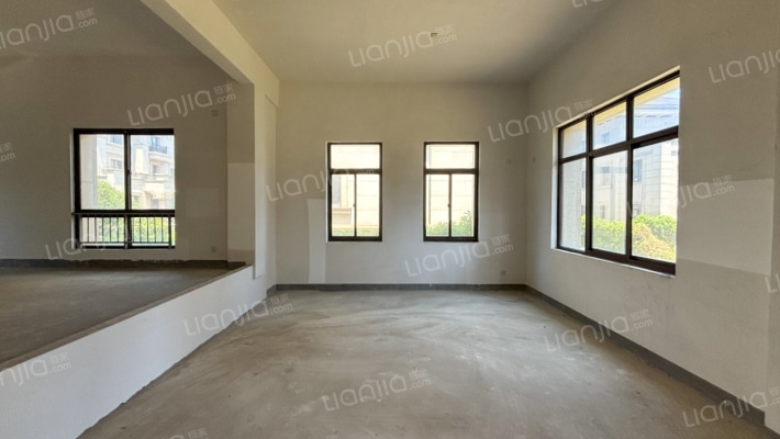 世茂·御龙湾二手房实景图