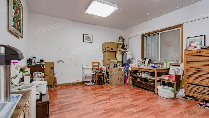 康定大厦二手房实景图