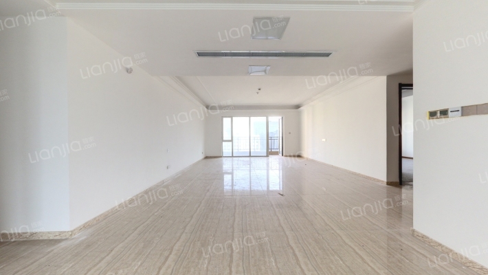 碧桂园翡翠湾二手房实景图