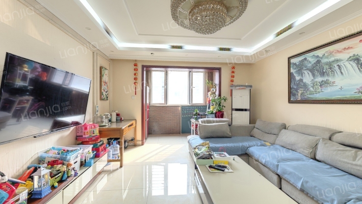 金地仰山东区二手房实景图