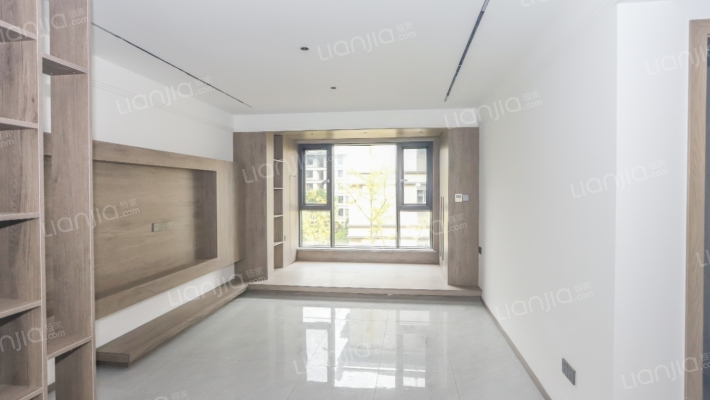 龙湖紫云赋南区二手房实景图