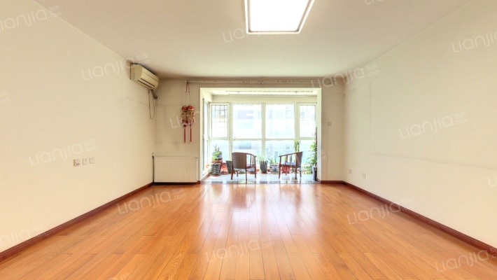 新世界家园二手房实景图