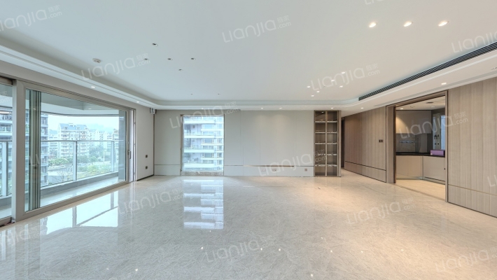 国贸天琴湾二手房实景图