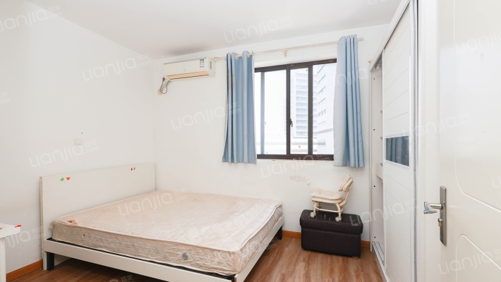 汇成四村二手房实景图