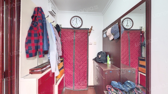 向新西里二手房实景图