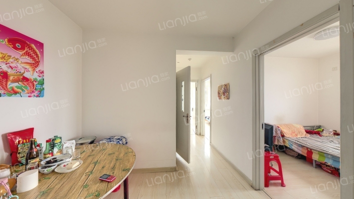 依云首府二手房实景图