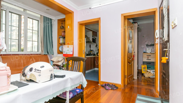 灵新小区二手房实景图