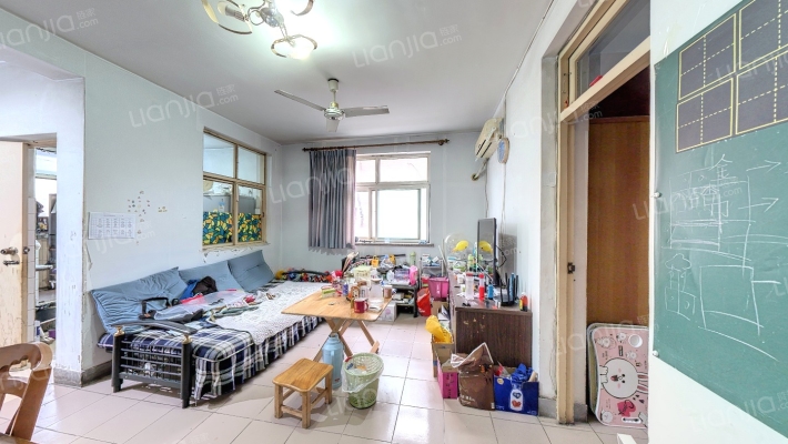 师大家属院东区二手房实景图