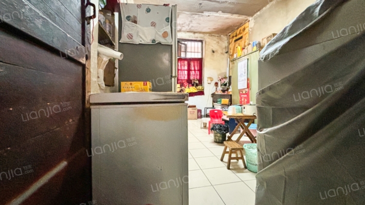 集贤路1号二手房实景图