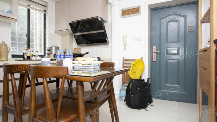 华亭新家百合苑二手房实景图