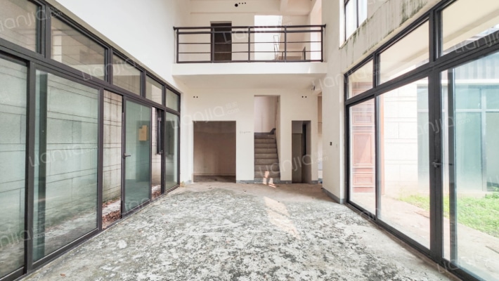 万科观承别墅二手房实景图