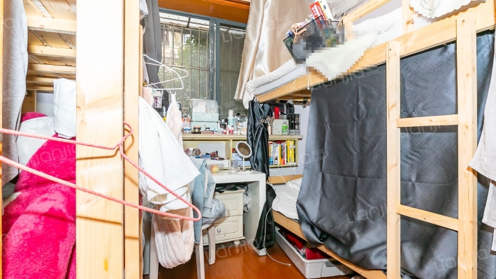 广中路310弄二手房实景图