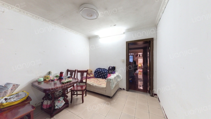 塘泾新村二手房实景图