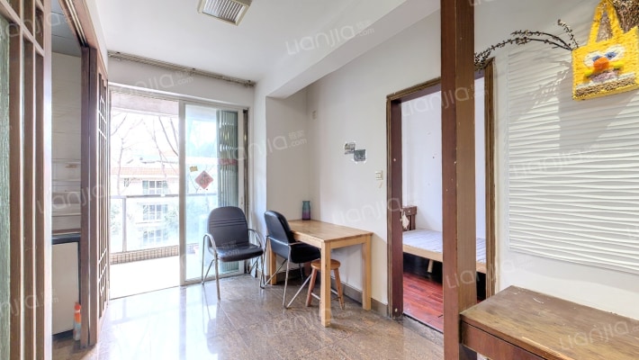 彩云居二手房实景图