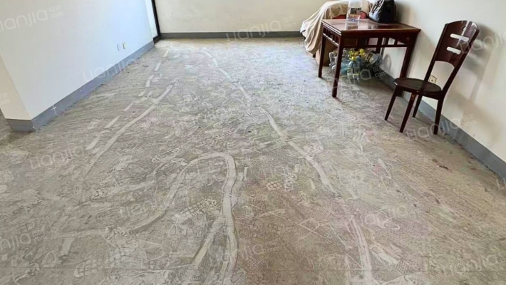 珍南佳苑二手房实景图